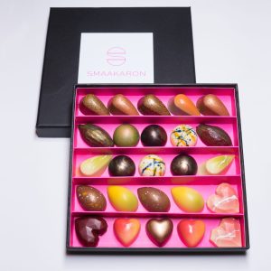 CHOCOLATE BOX – 25 PIECE CUSTOM
